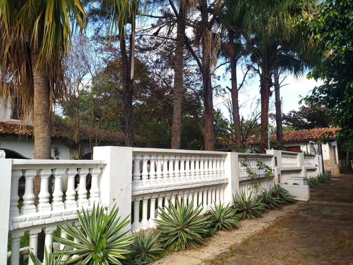 Hotel La Aparesida Areguá Extérieur photo